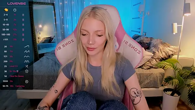 AnyaTaylor_n Live XXX chat