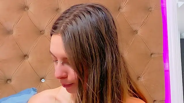 CoraVexn Live XXX chat