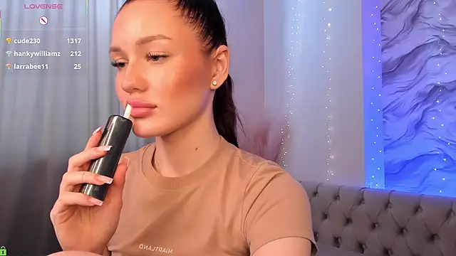 Aria_Mila 라이브 XXX 채팅