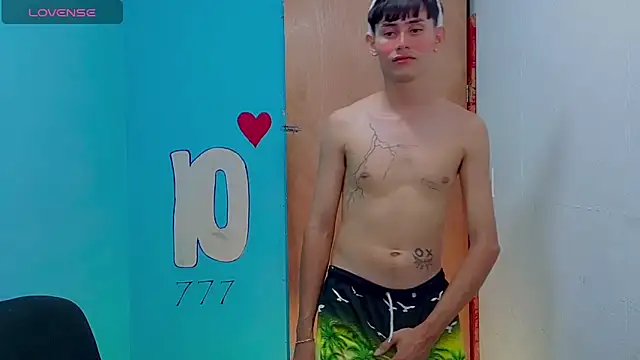 tanjiro_cute's Live XXX Chat