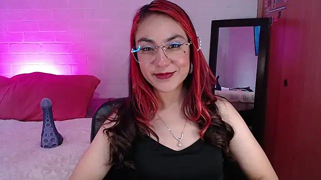 Amy66's Live XXX Chat