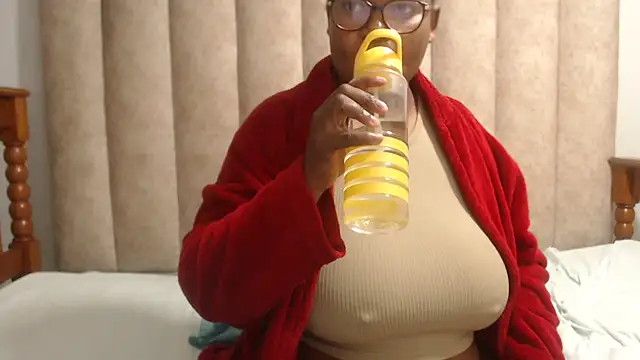 Czat XXX na żywo – CandyYumsAerolaX