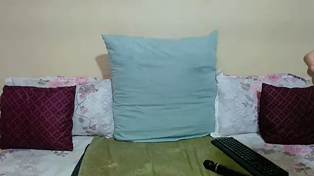 Chat +18 de DiamondLuv29 ao vivo