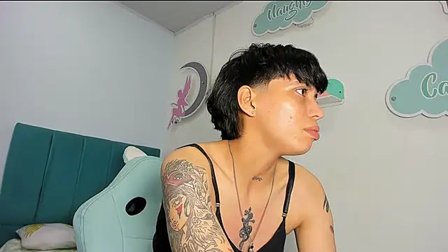 Chat +18 de ivyheat3 ao vivo