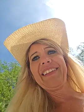 Chat +18 de Sexy_Sparkling_ ao vivo