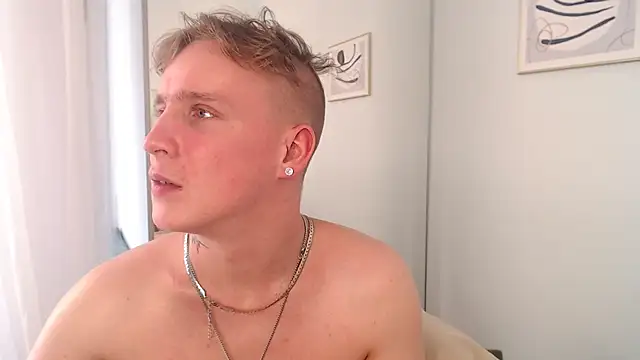 Chat XXX en directo de AlexxSweet