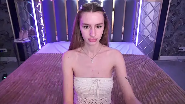 แชท XXX สดของ Snow_WhiteeeX
