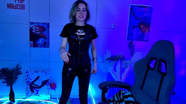 Kumiho_7777 élő XXX-chatje