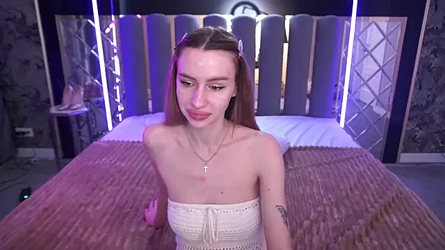 Chat +18 de Snow_WhiteeeX ao vivo