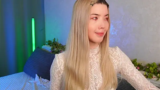 XXX chat uživo modela LindaThackerr