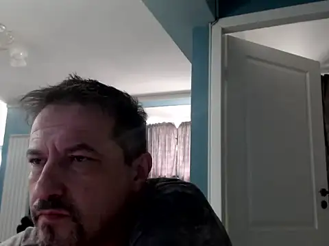MisterFaithRO live XXX chat