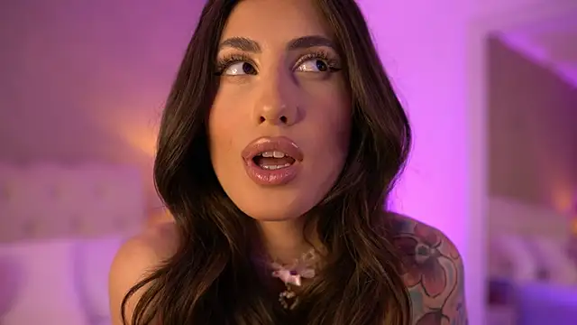 OhhAisha Live XXX-Chat