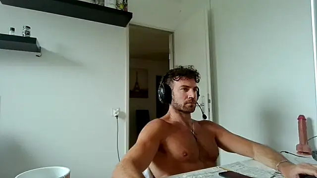 alpha-hunk Live XXX-Chat