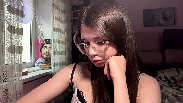Show modela SpacedSebum na web-kameri