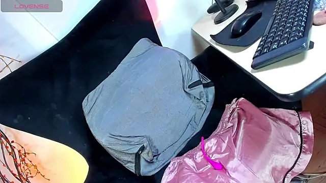 MargaretQualleyn Webbikameraesitys
