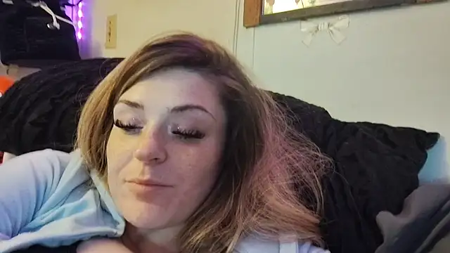xKittyMeowz 现场XXX聊天