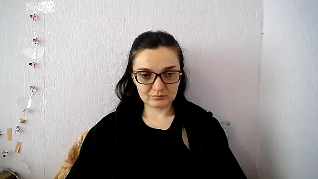 Shiny_gine Chat XXX in diretta