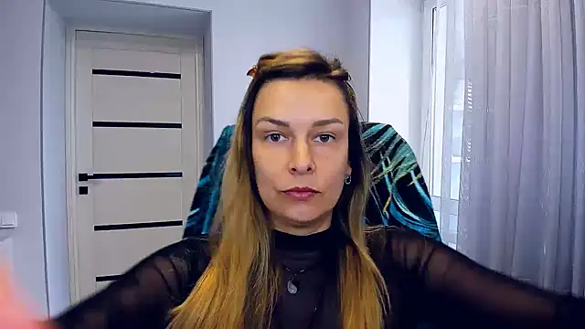 AlexiaDarren Chat XXX in diretta