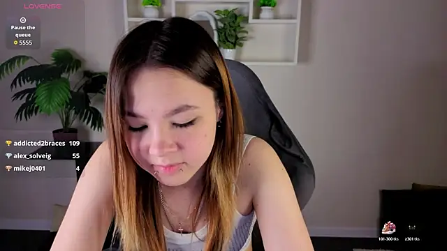Chatroom XXX en direct de Lori_Bllossom