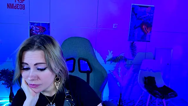 Kumiho_7777 élő XXX-chatje