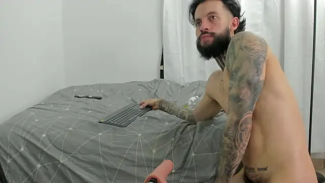 Apolo_Bianco_ Adlı Modelin Web Kamerası Şovu