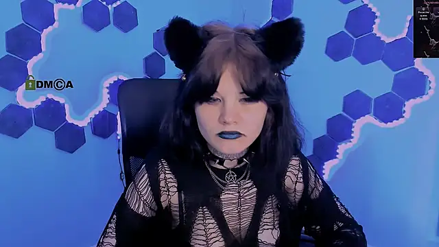 nikki_kiss_ él ő XXX-chatje