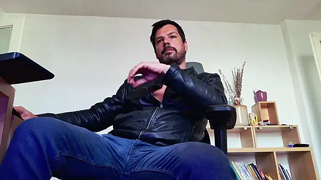 ChrisKox: απευθείας συνομιλία ΧΧΧ