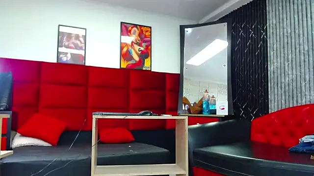 SWEETKAREN webcam show