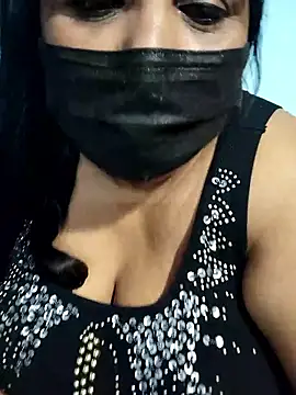 Honey_rose_ Adlı Modelin Canlı XXX Sohbeti