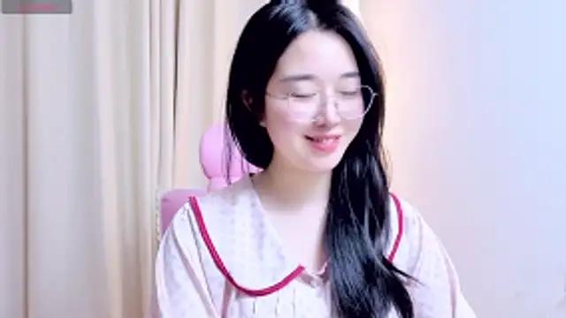 Miu-999 网络视讯表演