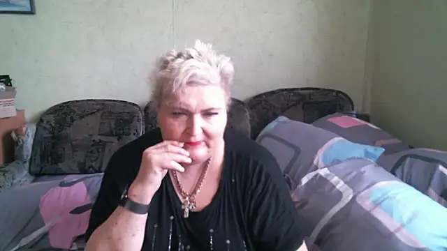 Lana555's Live XXX Chat