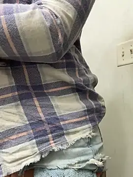 Chat +18 de NikkiBlisss ao vivo
