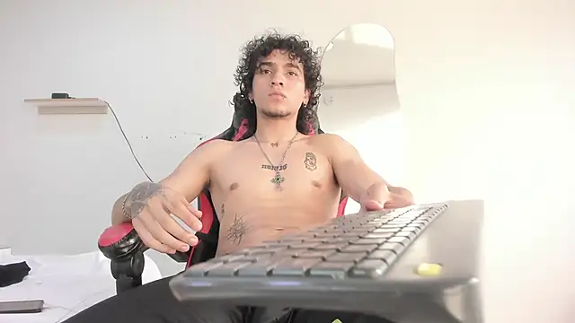 JackesTaylor élő XXX-chatje