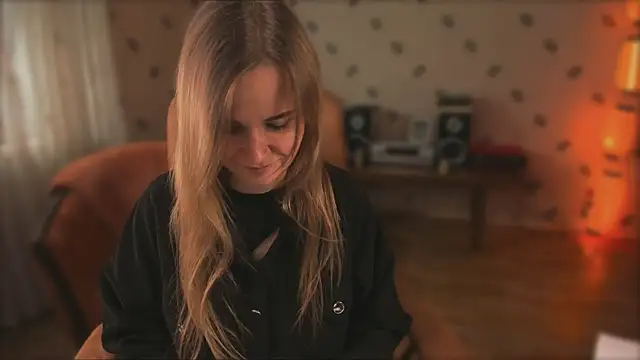 دردشة MiaSparkes الجنسية المباشرة
