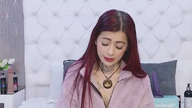 AntonellaEscudero's Webcam Show