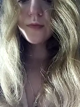 KattyLuuu's Live XXX Chat