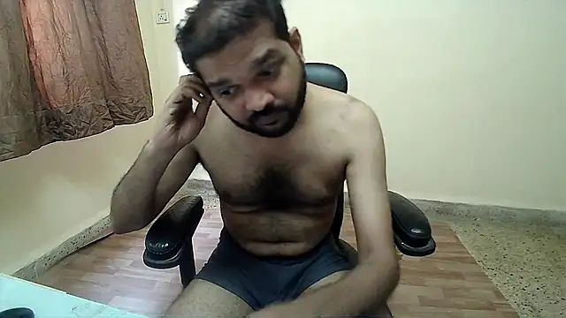 Chatroom XXX en direct de Kinky_Kumarr