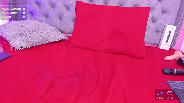 Sofia_Girl_ Show in webcam