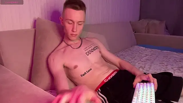 Chat XXX ao vivo de Travis_Gracile