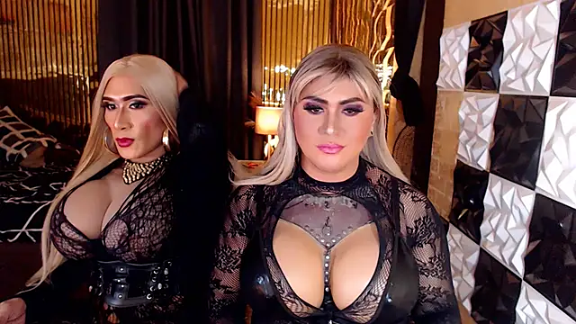 Show modela Asianbigcum na web-kameri