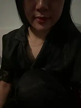 lyly_xinh09 网络视讯表演