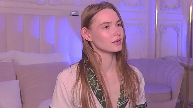 LillianYoung Webcamshow