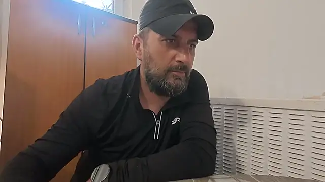 Pokazy przed kamerką – TARKAN1