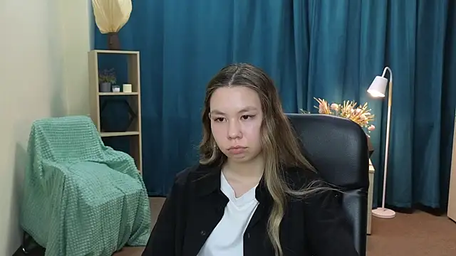 Онлайн чат XXX RoxanneCrandal