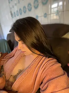 Chat +18 de alicemeb ao vivo