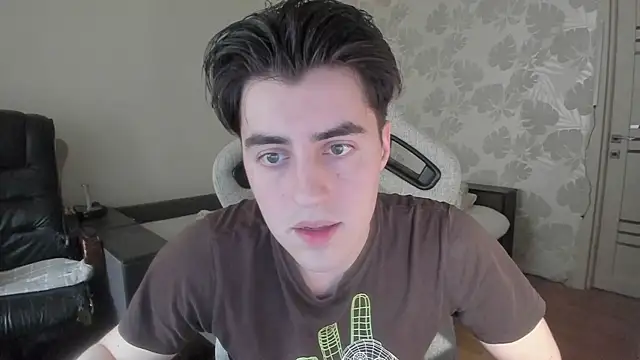 Knuckles17 webcam show