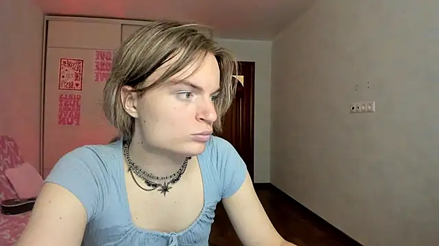 Webkamerová show milliKira006