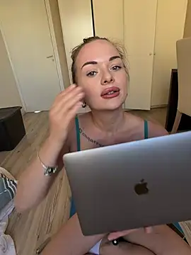 ElenaRebelle Webcam-Show