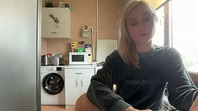 Онлайн чат XXX AngelJeni