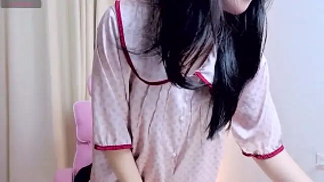 Živý XXX chat Miu-999